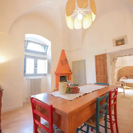 Td Trulli Chiara Tastefully Decorated With Pool * Ostuni