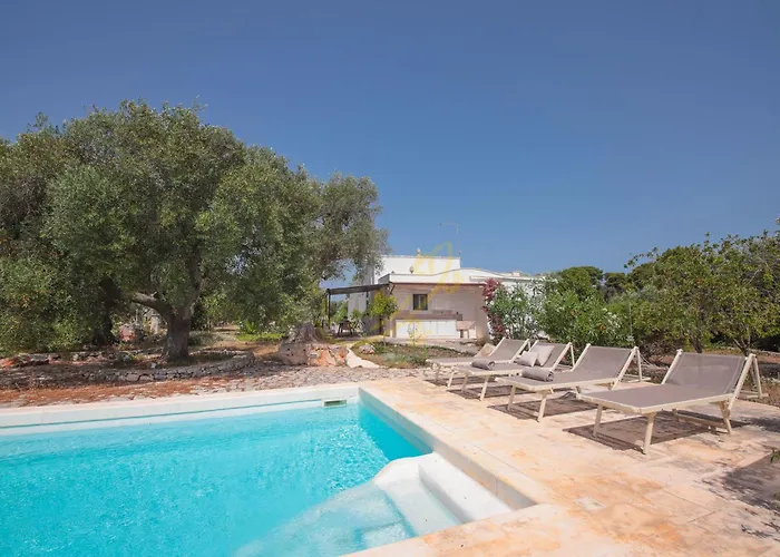 Holiday home Td Trulli Chiara Tastefully Decorated Trulli With Pool